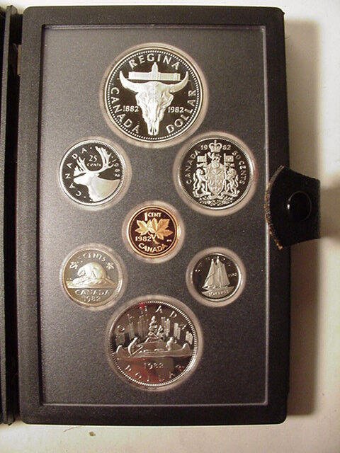Canada 1982 Coin Set Double Silver Dollar Prestige Mint Specimen Frosted Relief