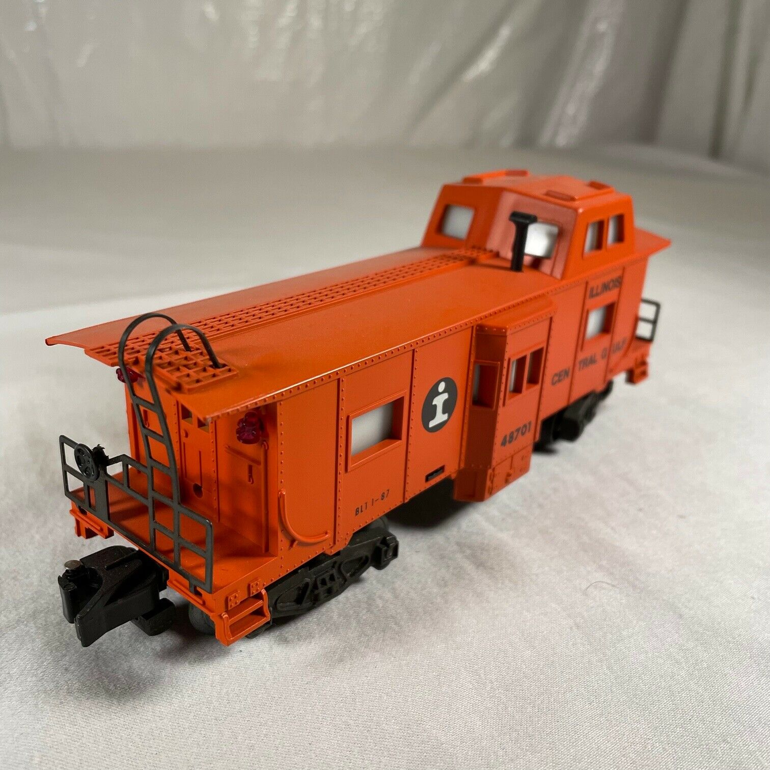 American Flyer S Scale 6-48701 Lighted Illinois Central Caboose Rolling Stock